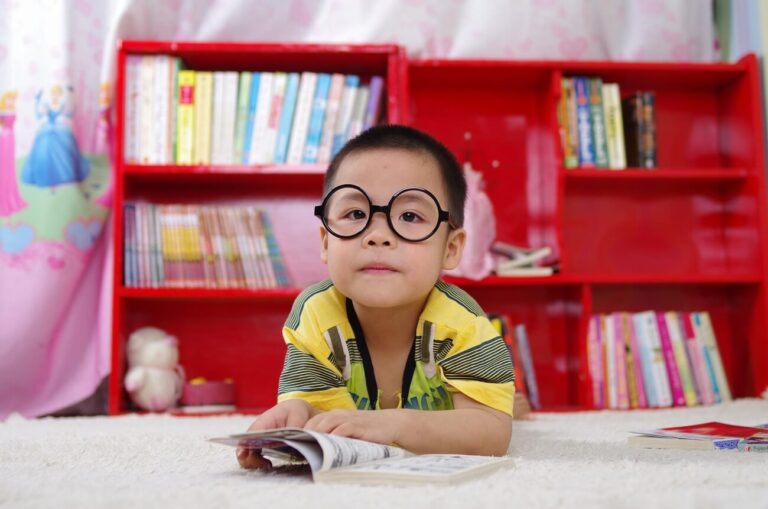 Dziecięce okulary do komputera – dlaczego są tak ważne?